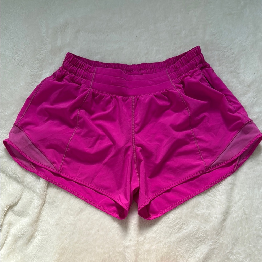 Lululemon Hotty Hot 4” Sonic Pink